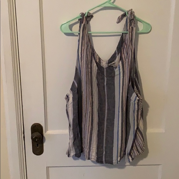 A new day -Linen top - Picture 4 of 8